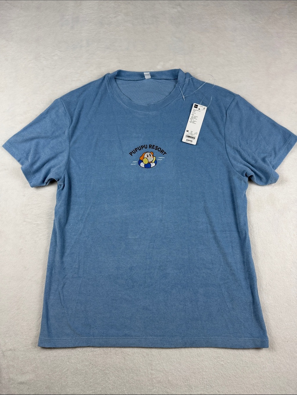 GU Crewneck Tee Pupupu Resort print Light Blue Size Medium
